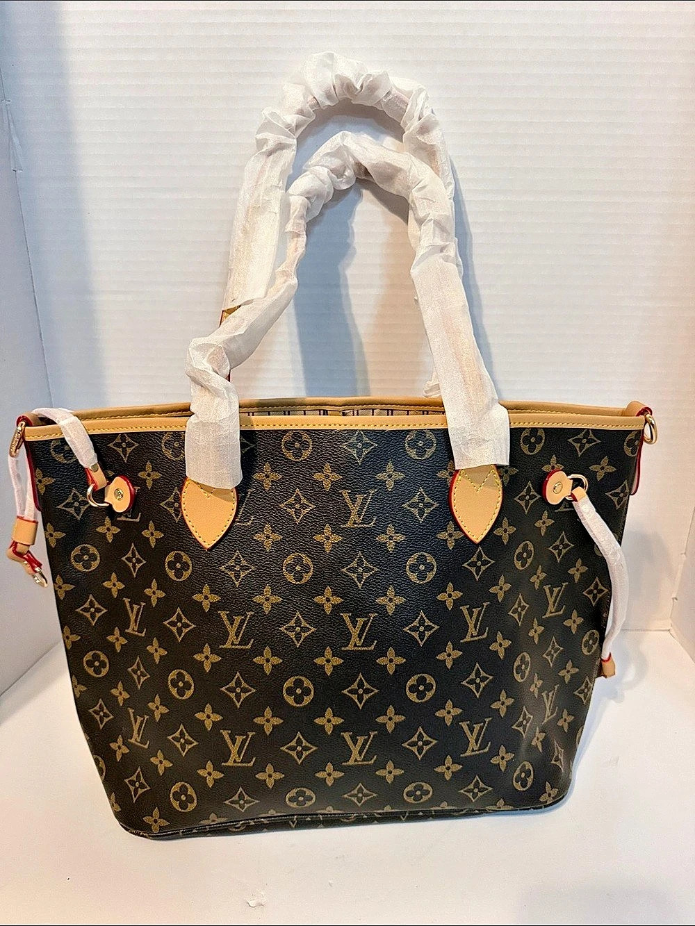 NWT unknown brand Brown Neverfull MM Monogram Tote in Brown & Beige